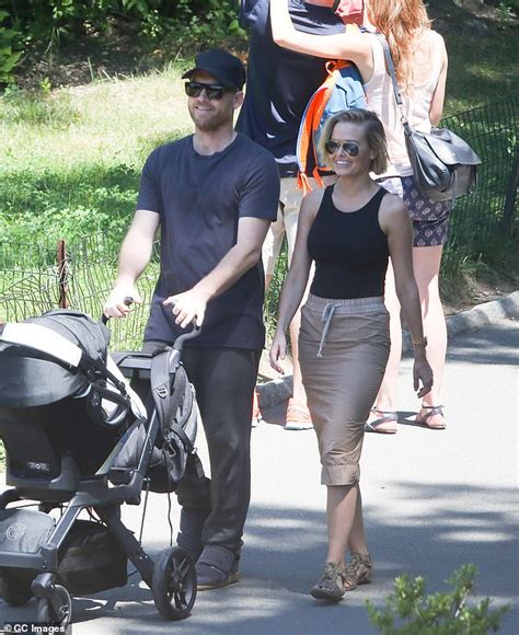 sam worthington kinder|Lara Worthington has welcomed her third child